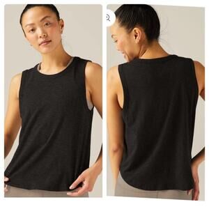 NEW Size Small Beyond Yoga Signature Curved Hem Black Crewneck Relaxed Tank Top